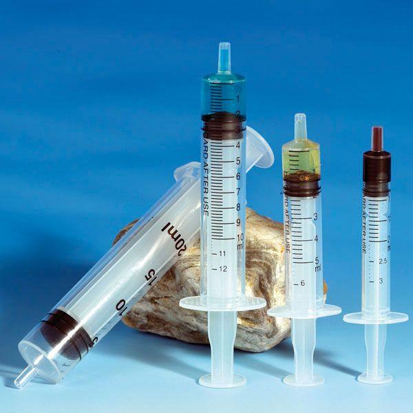 Mediware Einmalspritzen Luer 10/12ml AP 100 3-teilig, zentrierter Ansatz