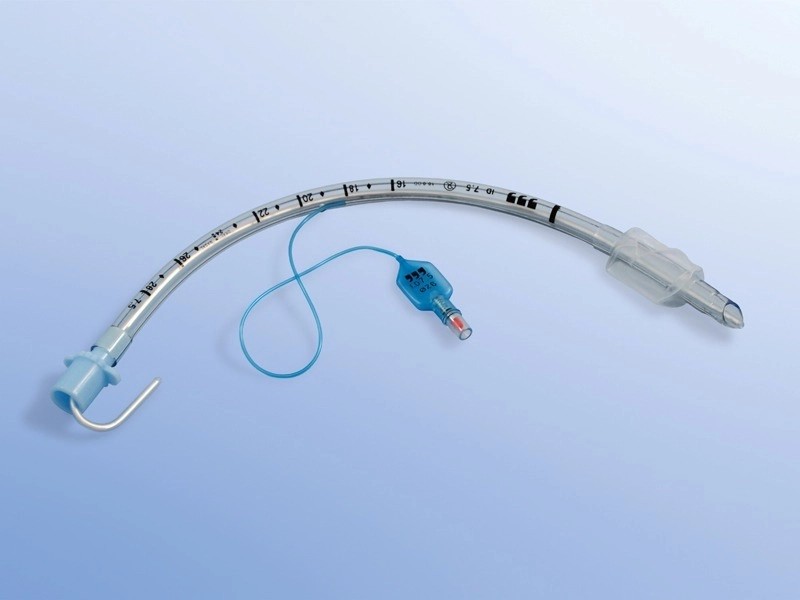 P.J. DAHLHAUSEN & CO. GMBH Endotrachealtubus Magill 7,0 m. Cuff PK 10 mit Führungsstab